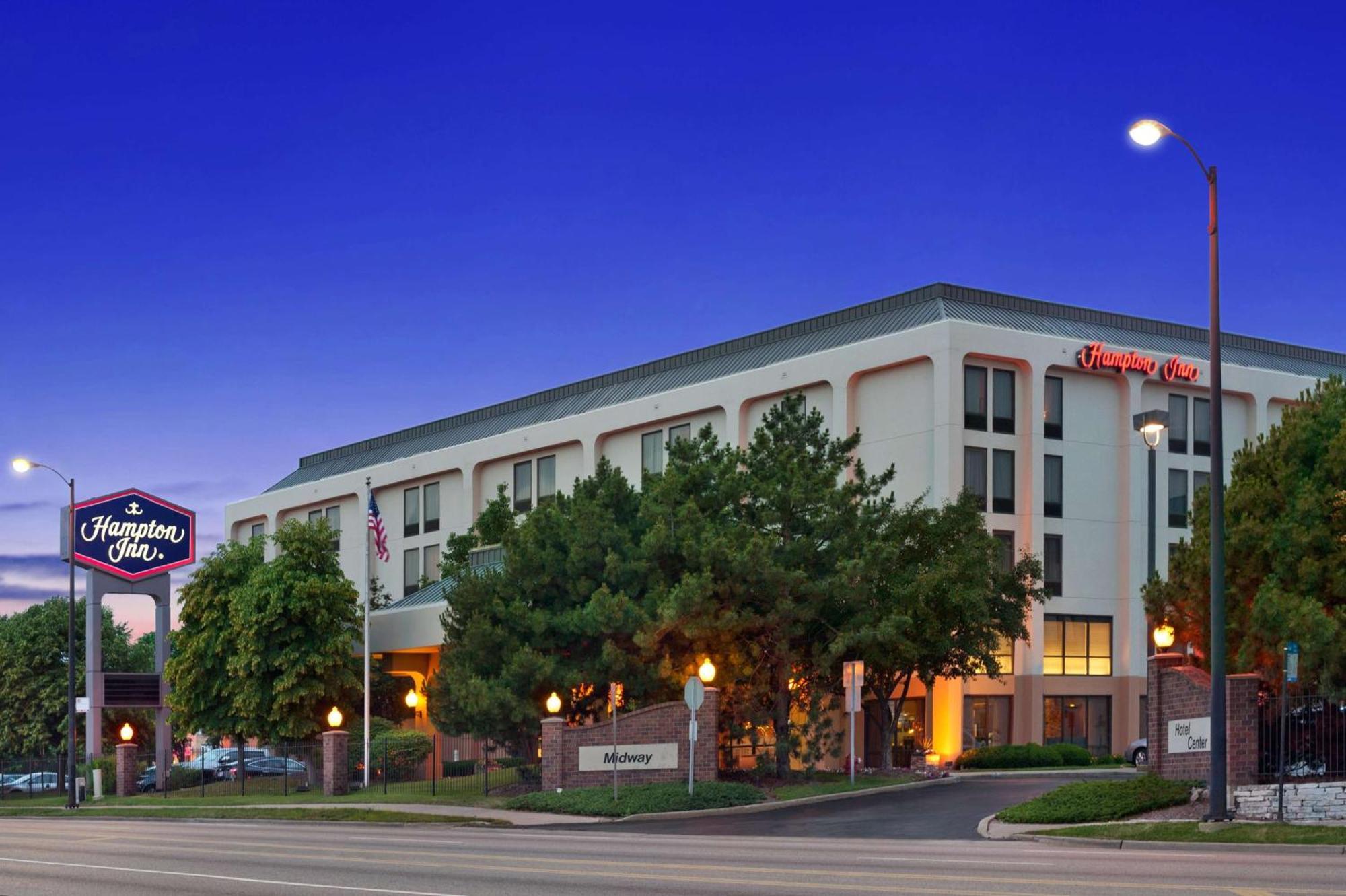 Hampton Inn Chicago-Midway Airport Bedford Park Экстерьер фото