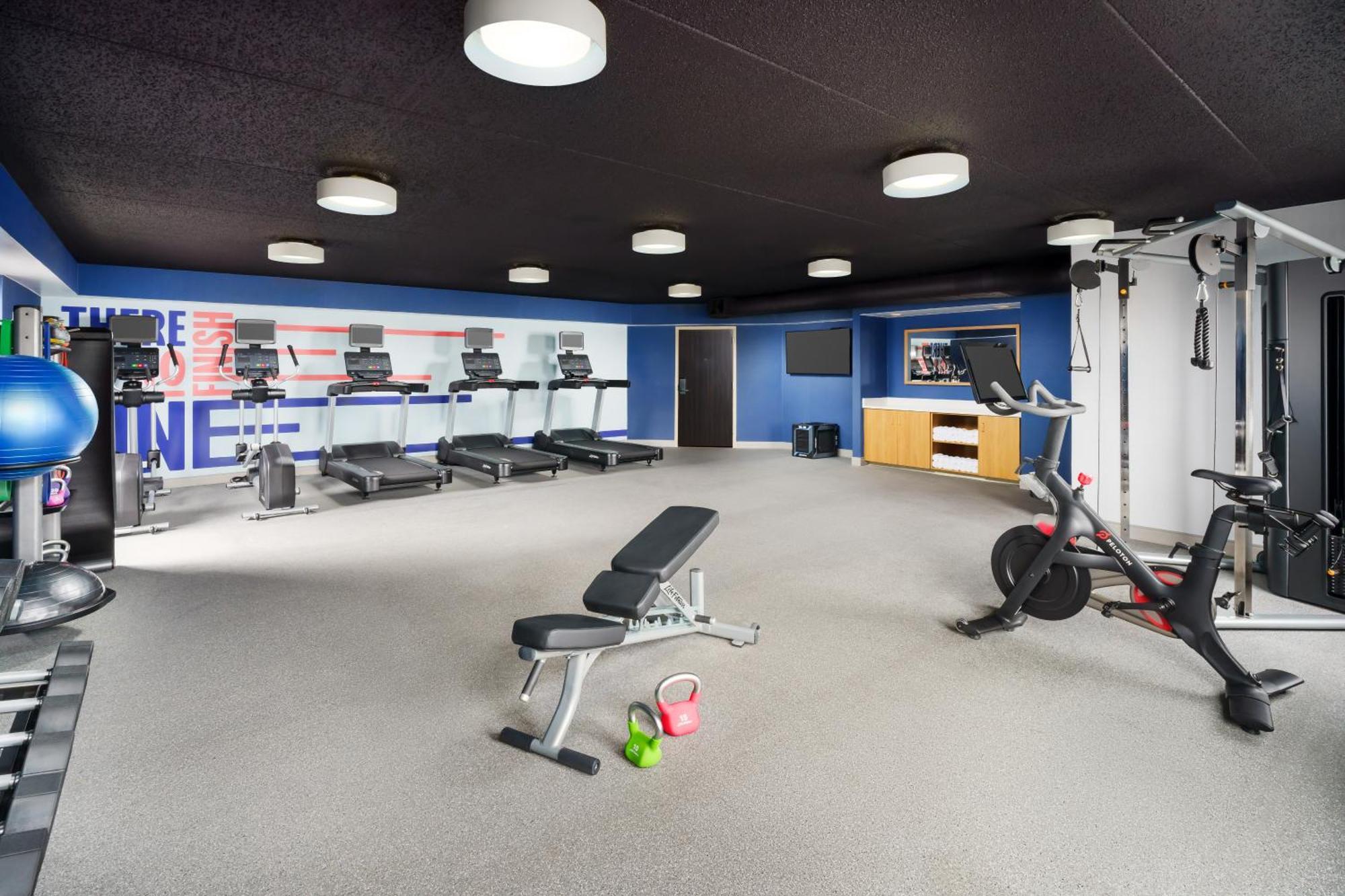 Hampton Inn Chicago-Midway Airport Bedford Park Экстерьер фото