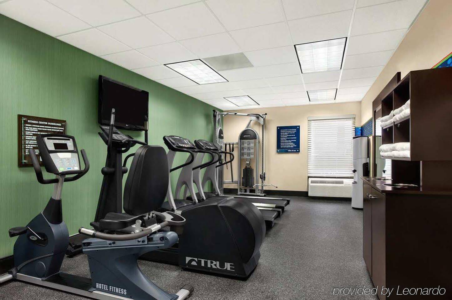 Hampton Inn Chicago-Midway Airport Bedford Park Экстерьер фото